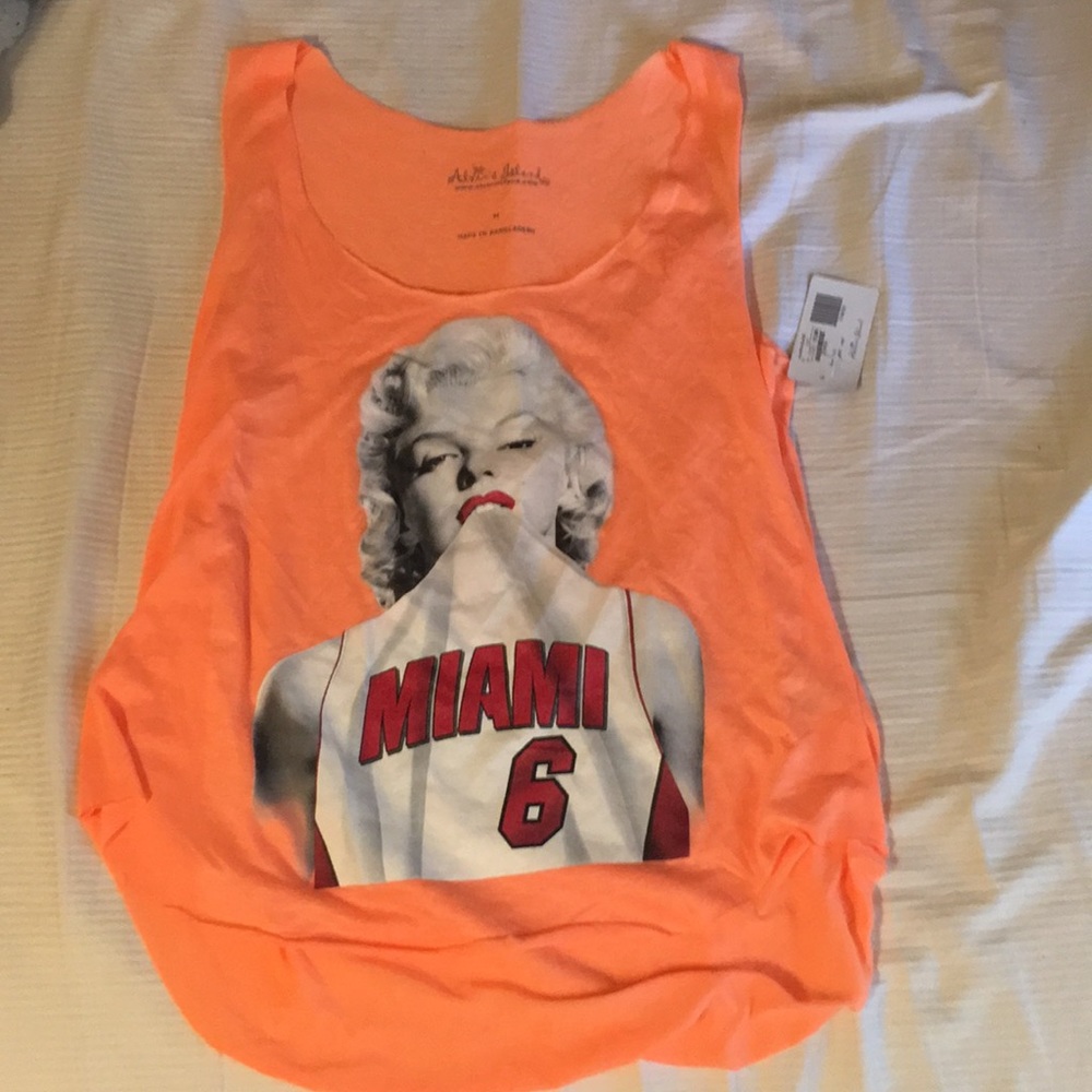 Marylin Monroe shirt